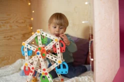 Baukasten Aus Holz Freizeitpark Constructor Big Wheel Eichhorn 3 Modelle (Freizeitpark, Leuchtturm, Seilbahn) 240 Teile Ab 6 Jahren 23 Baukasten Aus Holz Freizeitpark Constructor Big Wheel Eichhorn 3 Modelle (Freizeitpark, Leuchtturm, Seilbahn) 240 Teile Ab 6 Jahren -Eichhorn 100039099 m eichhorn stavebnica